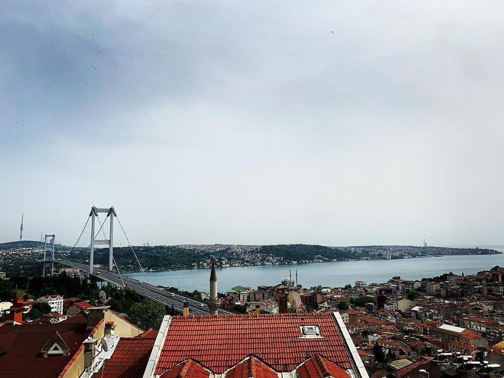 Class Hotel Bosphorus With Jacuzzi Istanbul Exterior photo